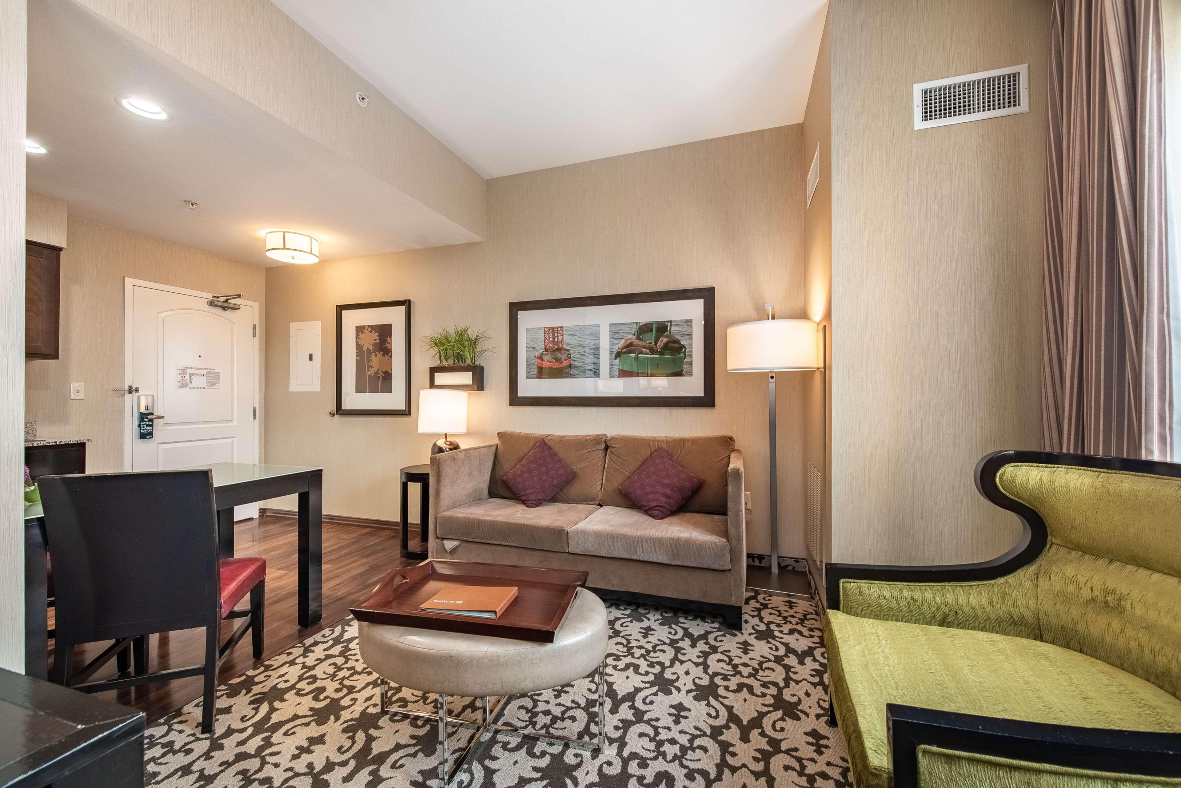 Homewood Suites By Hilton Oxnard/Camarillo מראה חיצוני תמונה