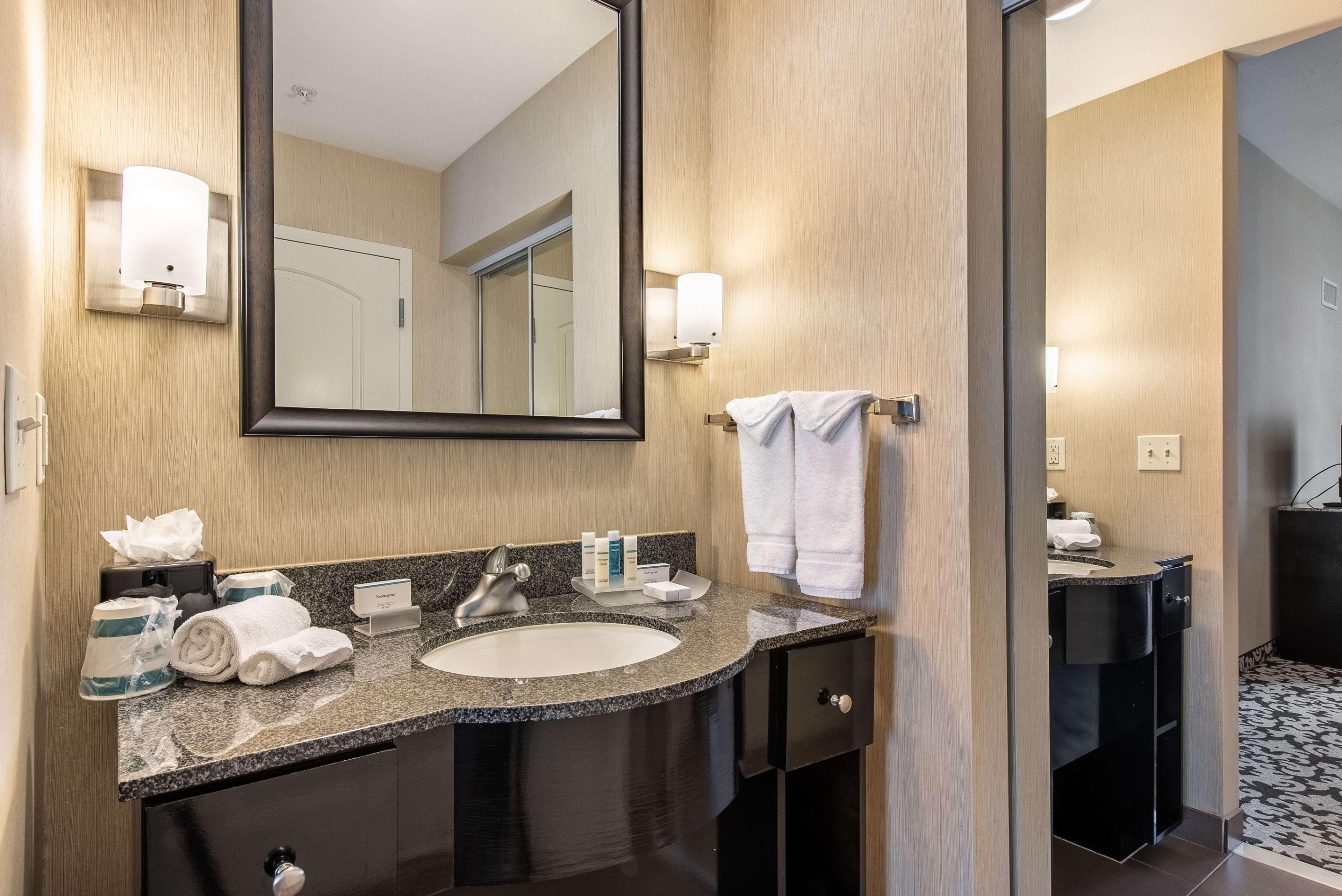 Homewood Suites By Hilton Oxnard/Camarillo מראה חיצוני תמונה